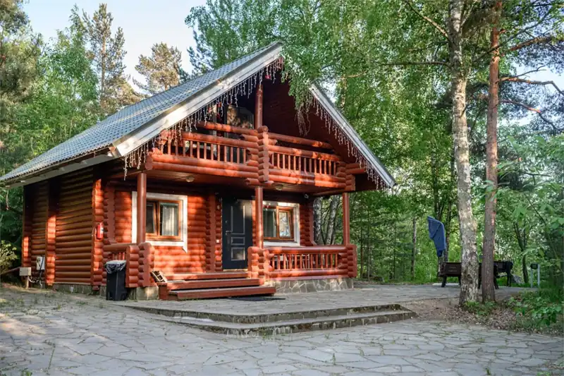 Отдельный бревенчатый коттедж «Люкс» 62 м²