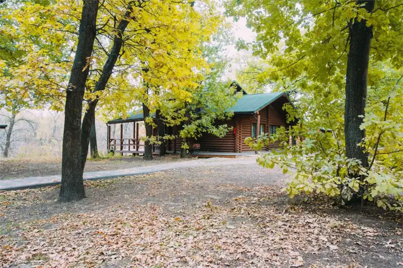 Половина сруба с террасой на ерик