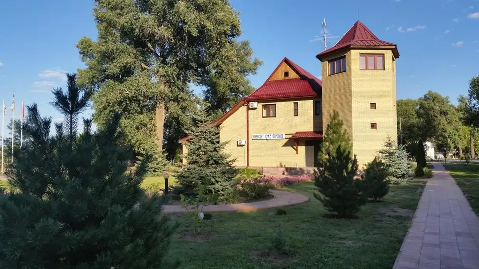 Клубный дом с сауной и бильярдом