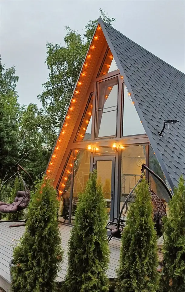 A-FRAME 2 с видом на залив, террасой и банным чаном для семьи