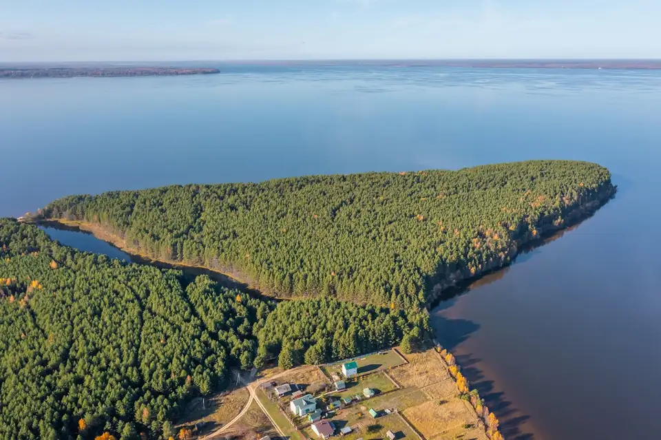 Глэмпинг CampFalcon у Горьковского моря