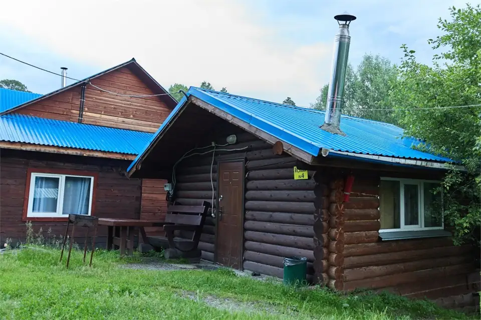 Изба №4 в старорусском стиле с печью
