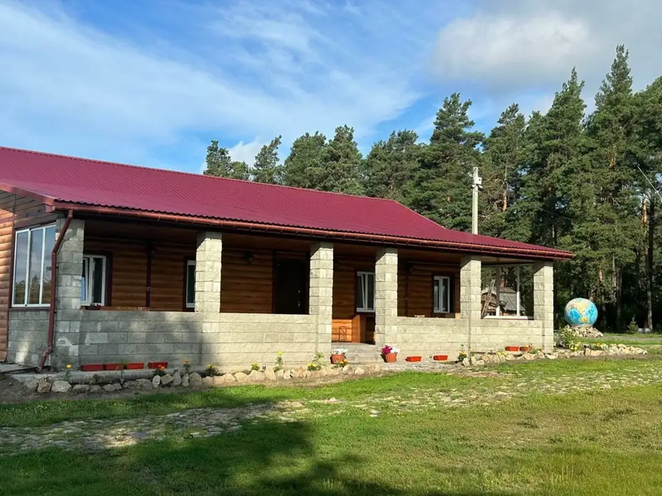 Гостевой дом 250 м² с беседкой и зоной барбекю