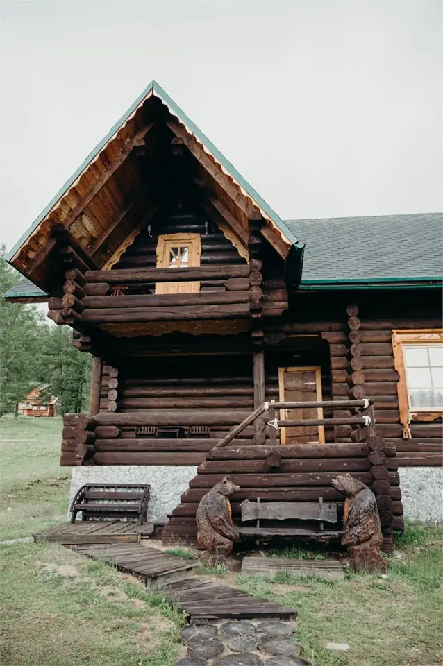Бревенчатый коттедж «Викинг» с двумя спальнями