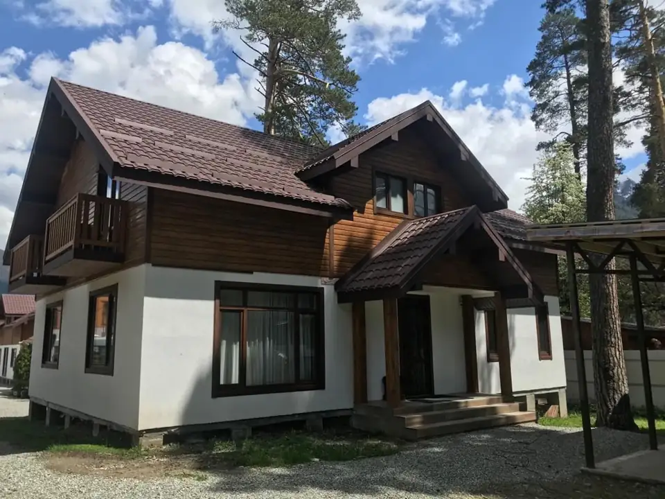 Шале №1 200 м² с семейным номером и беседкой