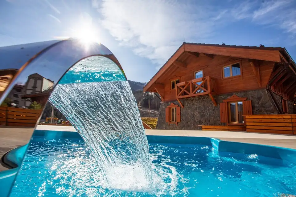 Шале отеля Arkhyz Royal Resort в Романтике, фото 3