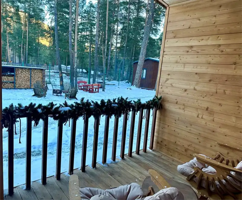 Семейный дом 55 м² с широкой кроватью и видом на горы