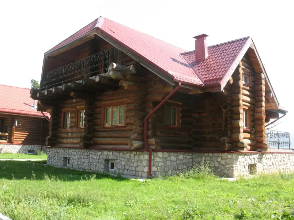 Сруб «Кайзер» на первой линии