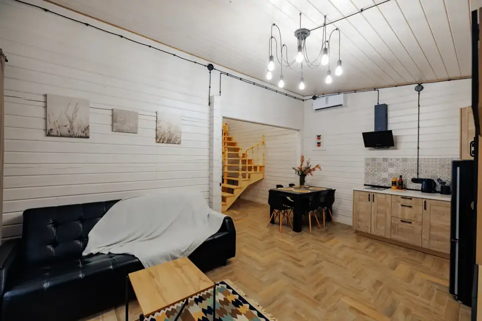 Двухэтажная вилла M 80 м² с тремя комнатами и террасой 35 м²
