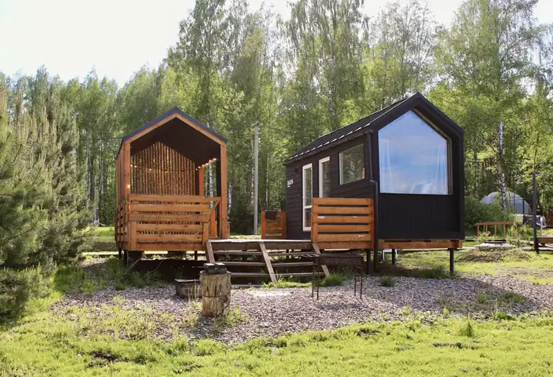 Глэмпинг «Rich Life Village» на реке Солоница под Ярославлем