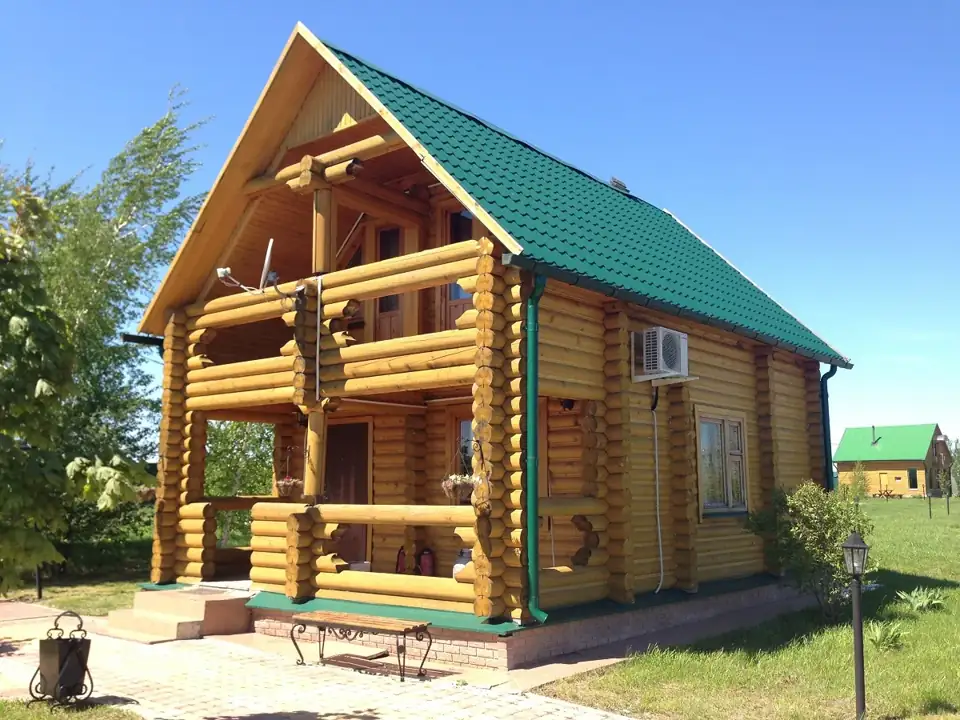 Двухэтажный рубленый терем с кухней