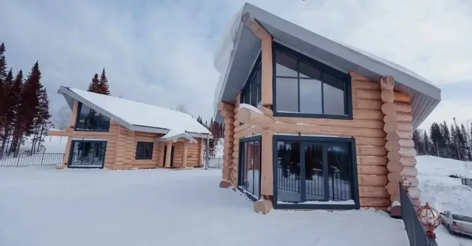 Рубленые дома из кедра «DeuxChalets» в Шерегеше, фото 1