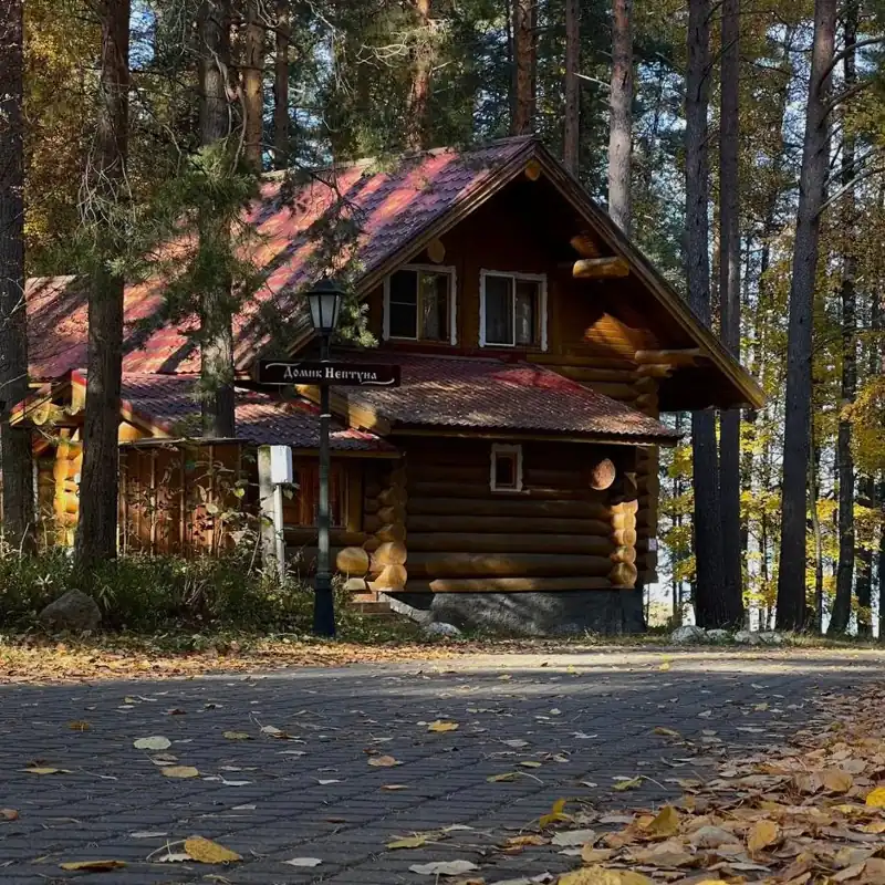 Коттедж «Дом Нептуна» 209 м² с камином и сауной