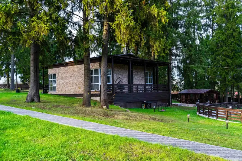«Семейный 1» 100 м² с панорамными окнами и тремя комнатами