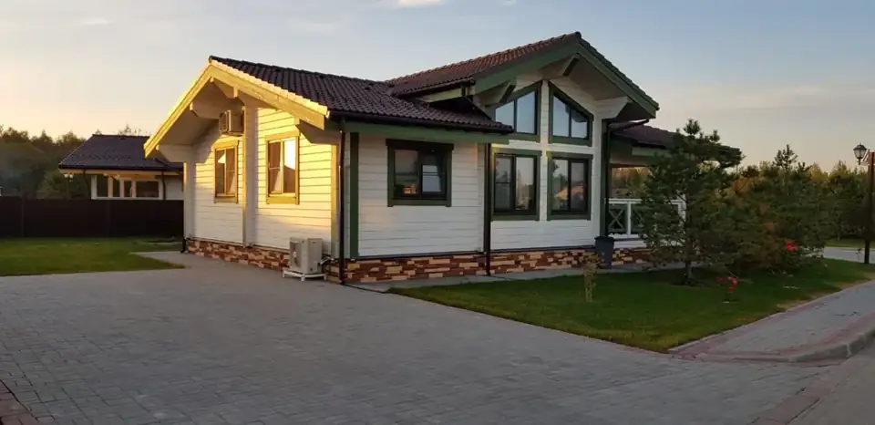 Коттедж «Золотая осень» 100 м² с окнами второго света