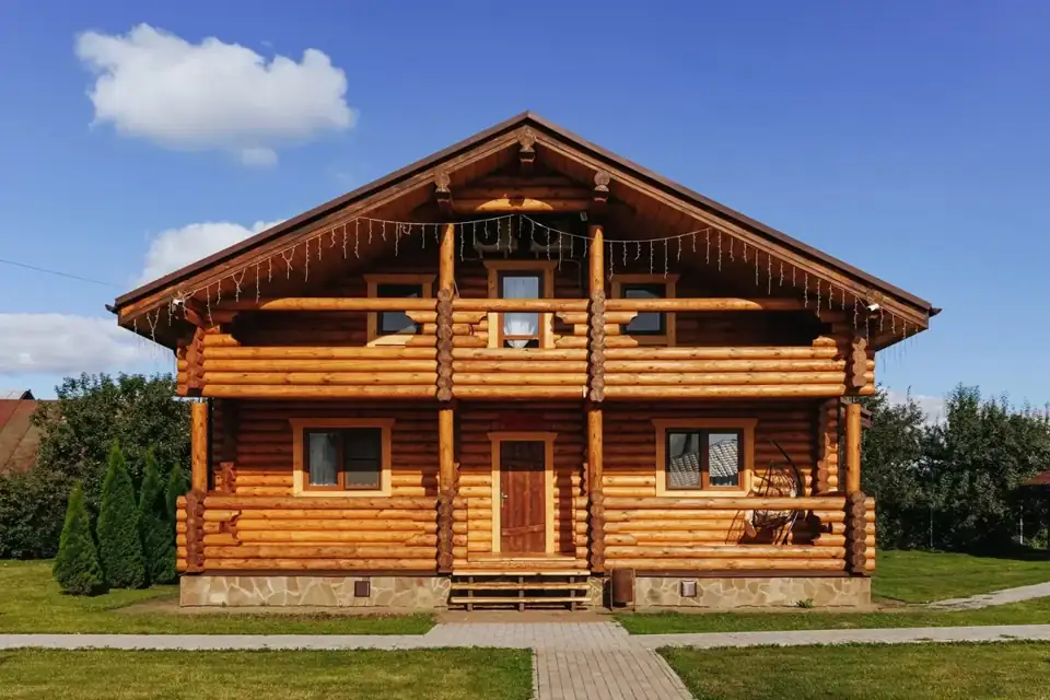 Бревенчатый дом 170 м² с баней, хамамом и бассейном
