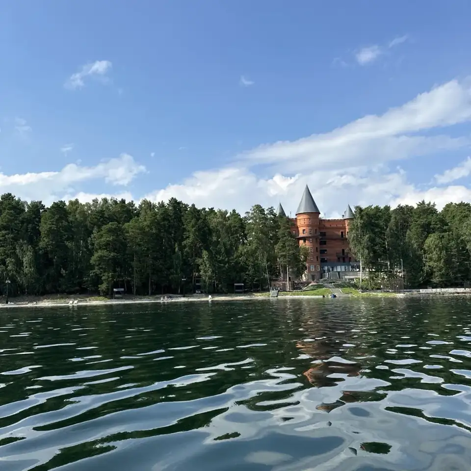 Загородный отель «Янтарь» на озере Увильды, фото 2