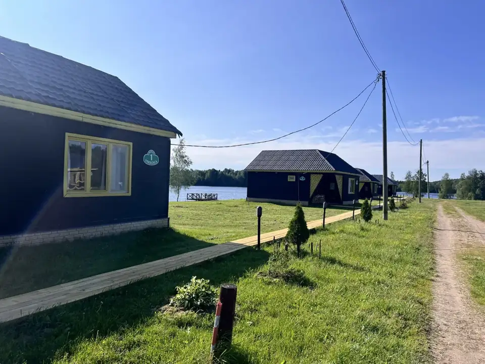 База отдыха «Умосту» на полуострове у озера Векколаярви, фото 1