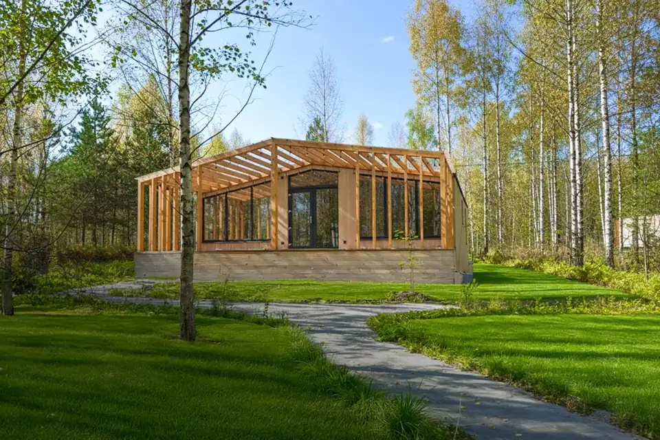 Дом Forest Club с тремя спальнями и верандой