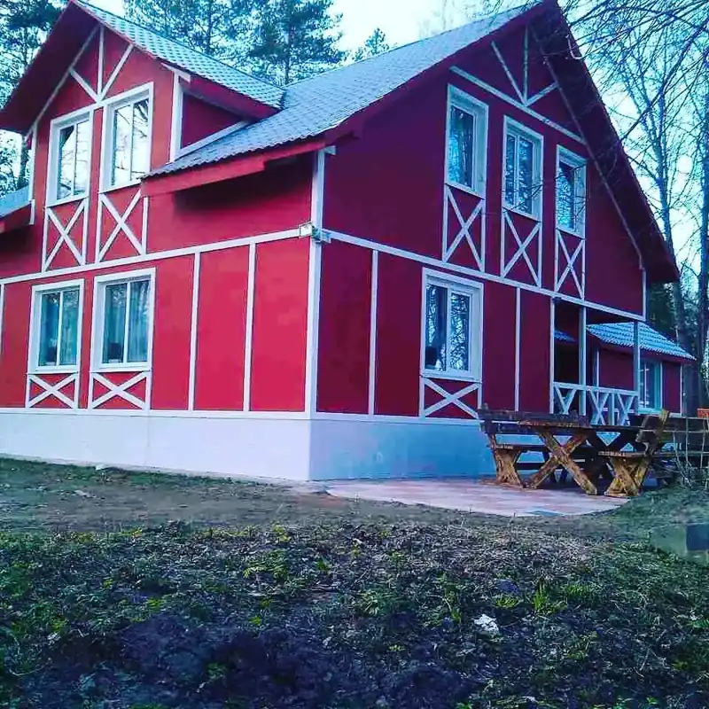 Большой гостевой дом с камином на компанию