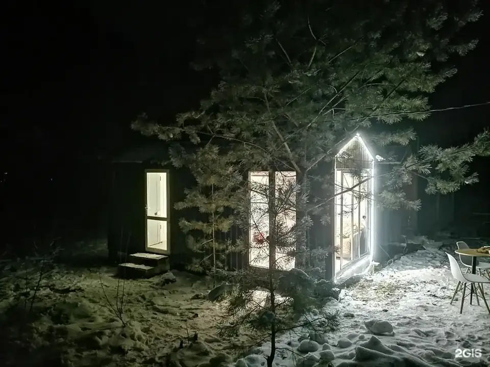 Барнхаус для двоих с душем и кухонным уголком у Красноярского моря