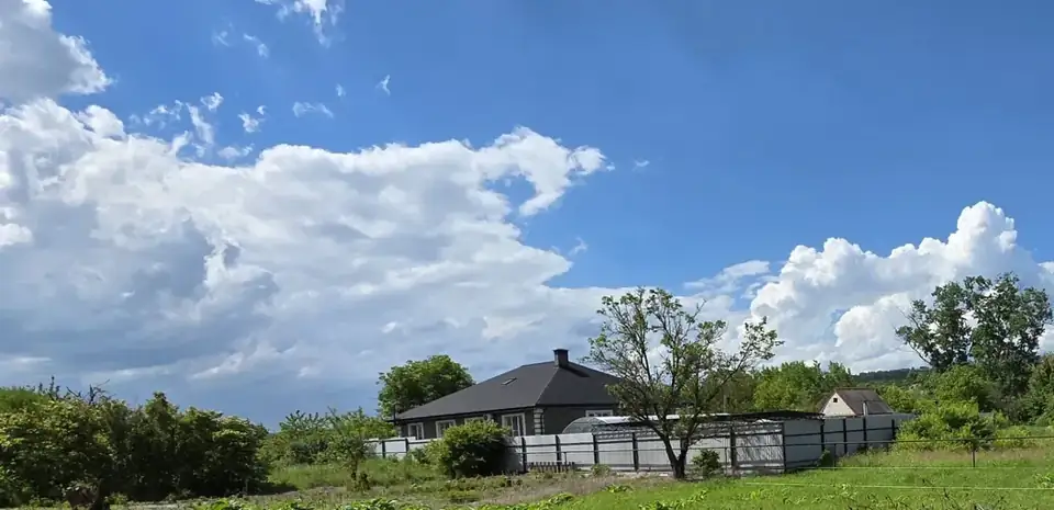 Дом целиком с тёплым бассейном, баней и чаном