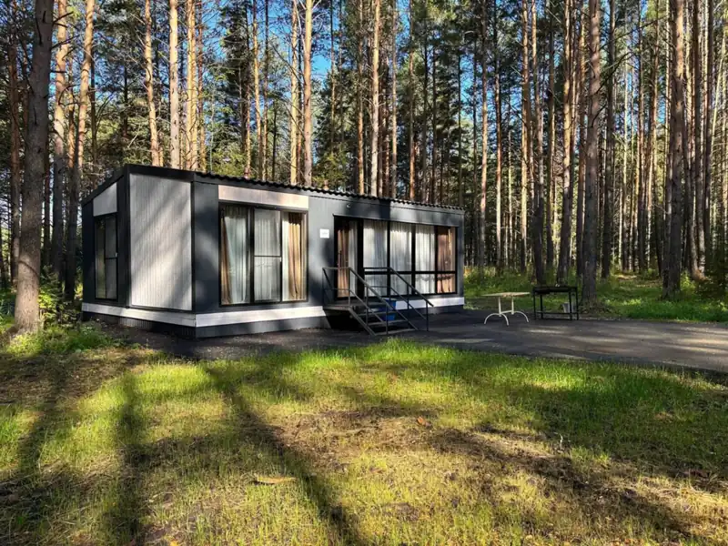 Барнхаус глэмпинга «Шишки» 47 м²